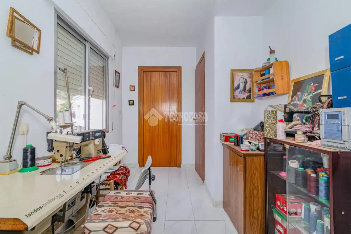 Casa adosada en venda en Loja amb Aire condicionat i Terrassa