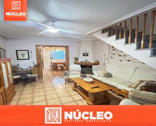 Living room of Single-family semi-detached for sale in Pilar de la Horadada  with Air Conditioner, Heating and Private garden