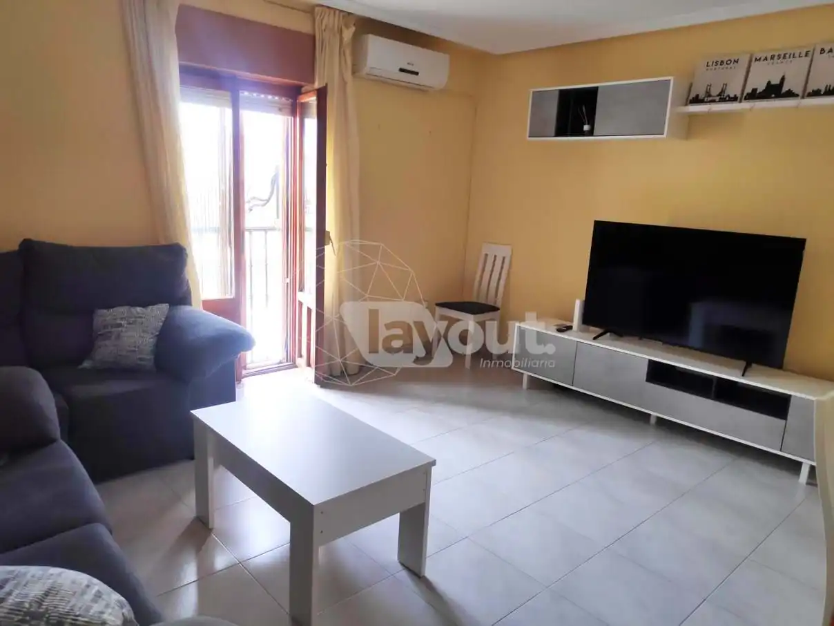 Sala d'estar de Pis en venda en Plasencia amb Aire condicionat, Terrassa i Traster