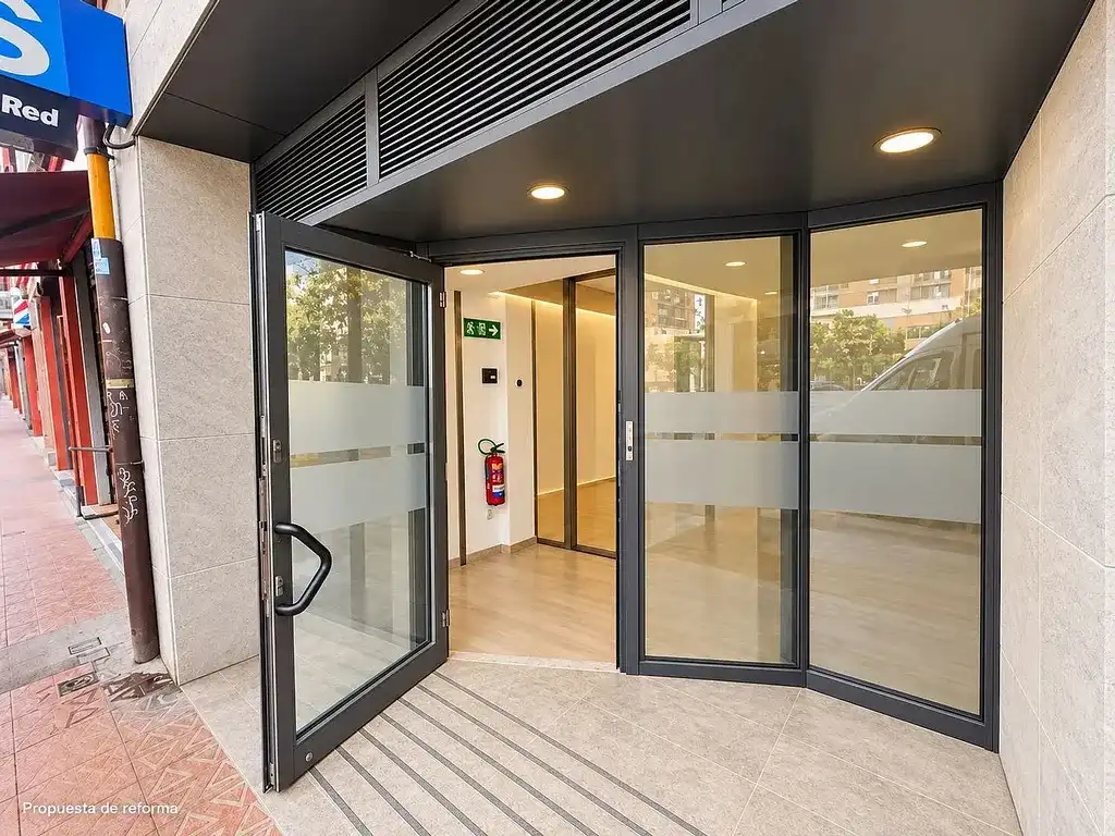 Local comercial en venta en Gran Via de les Corts Catalanes 1088, imagen 17