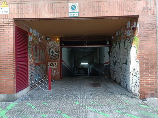 Garaje en Venta en Carrer de Sardenya, 343 en El Camp d'en Grassot i Gràcia Nova