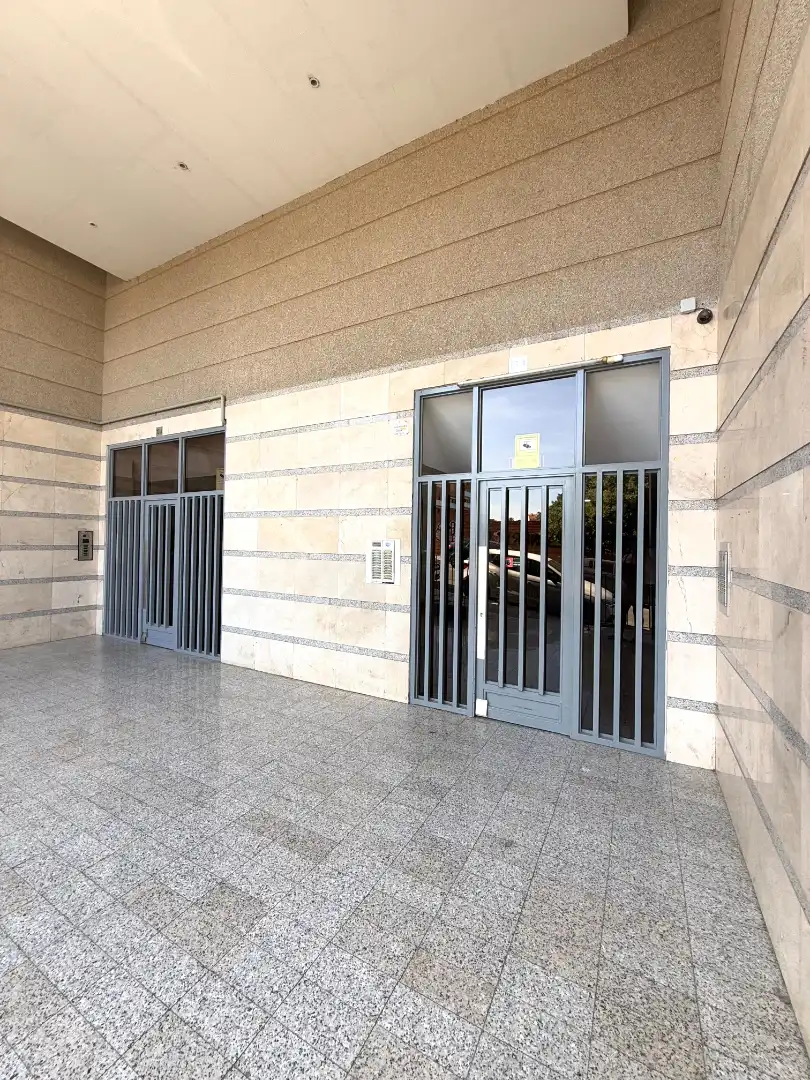Büro zum Verkauf in Terrassa mit Alarm