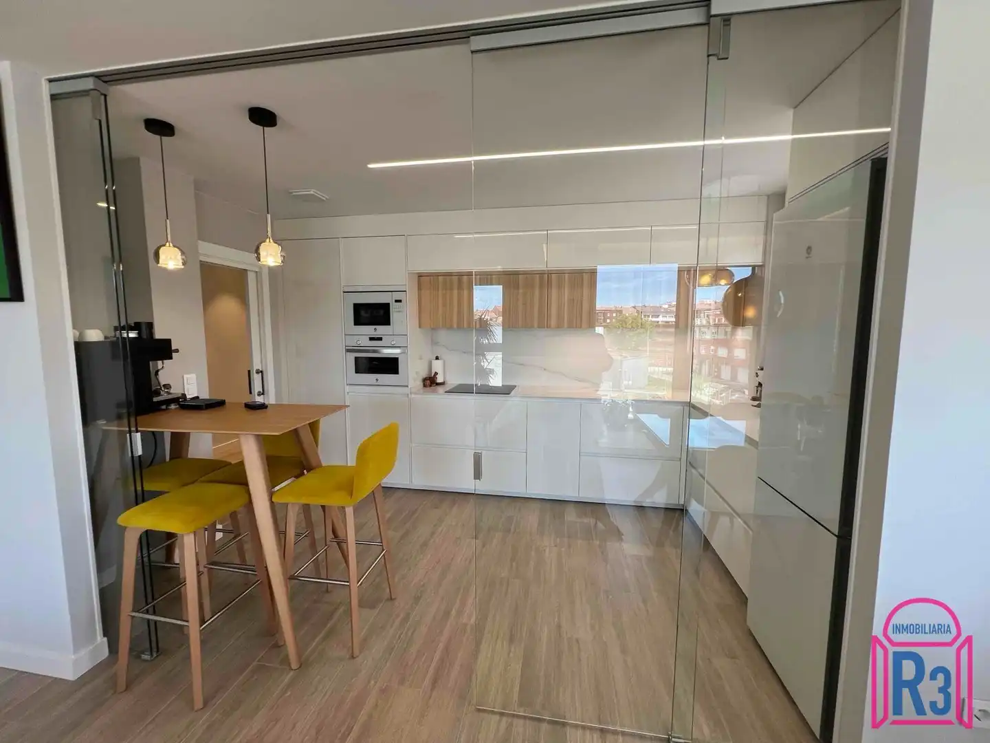 Kitchen of Flat for sale in León Capital   with Heating, Terrace and Storage room