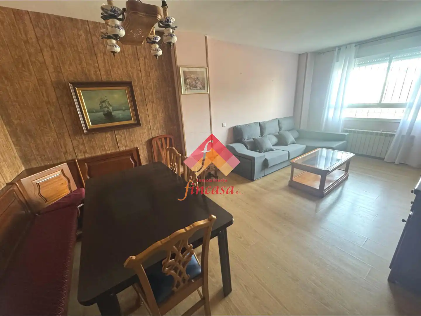 Bedroom of Flat for sale in Ronda  with Heating, Parquet flooring and Furnished