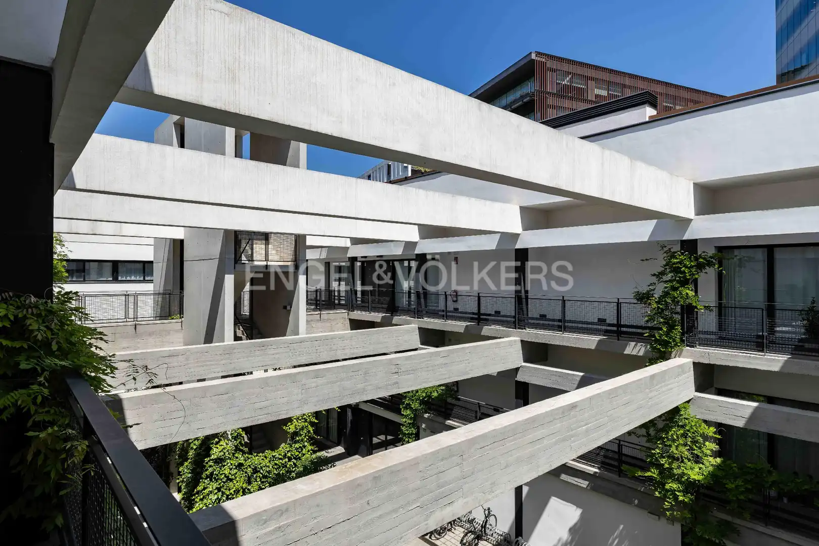 Vista exterior de Ático en venta en Barcelona con Calefacción
