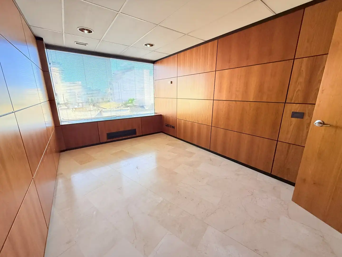 Office for rent in  Palma de Mallorca  with Air Conditioner, Heating and Internet