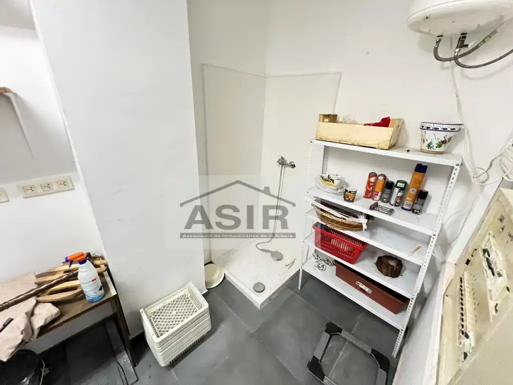 Local en venta en Alzira