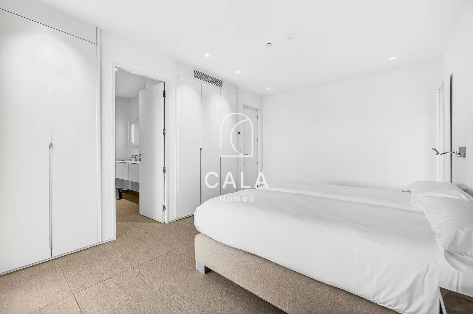 Dormitori de Apartament en venda en Adeje amb Aire condicionat, Calefacció i Terrassa