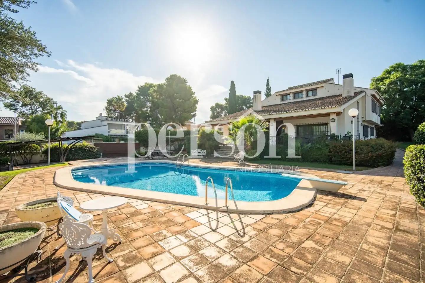 Xalet amb piscina en venda a Montealegre