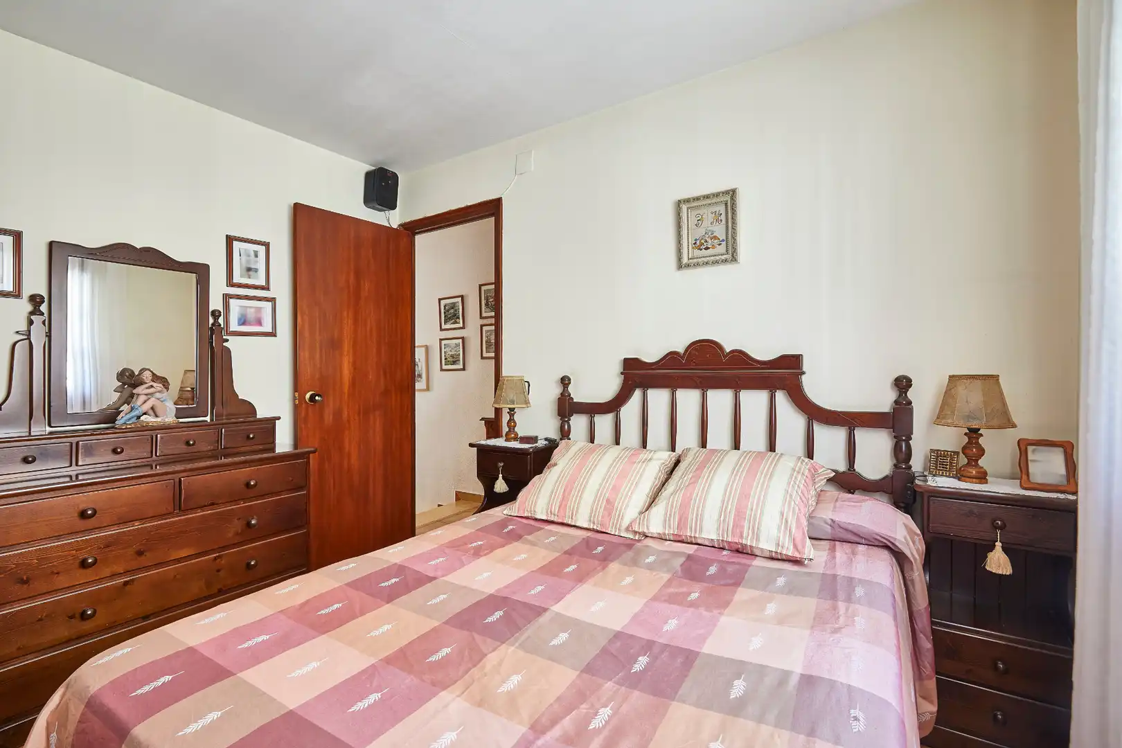 Dormitori de Casa adosada en venda en Vilassar de Mar amb Aire condicionat, Terrassa i Traster