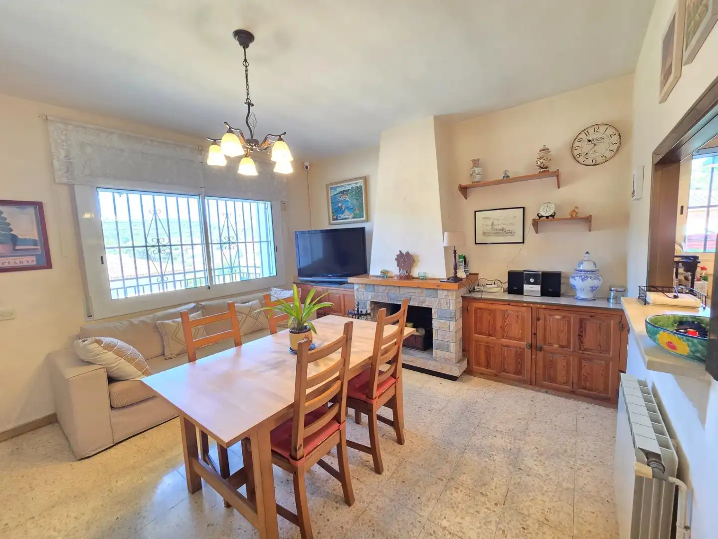 Sala de estar de Casa o chalet en venta en Canyelles con Calefacción, Jardín privado y Trastero