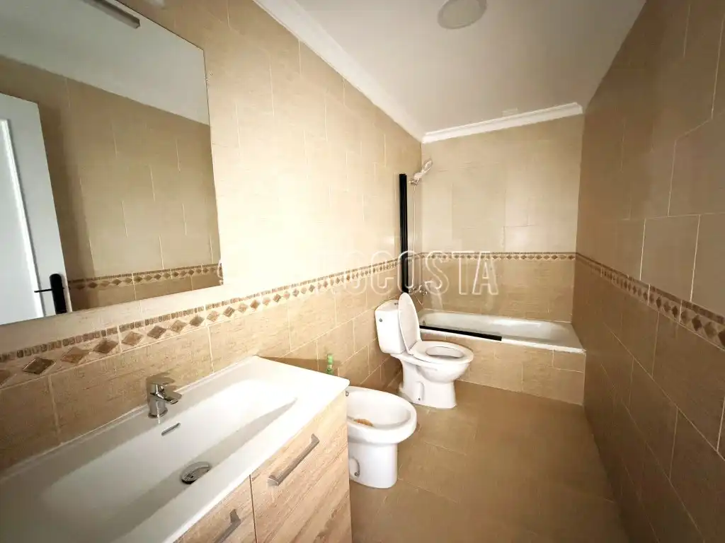 Bathroom of Apartments for sale in Almuñécar