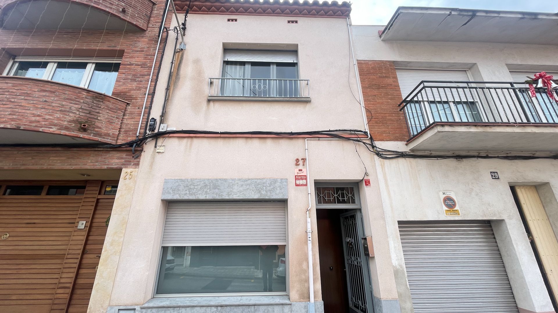 Vista exterior de Casa o xalet en venda en Terrassa amb Calefacció, Jardí privat i Terrassa