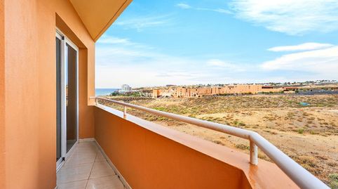 Foto 2 de Ático en venta en Veitisiete, El Médano, Granadilla de Abona