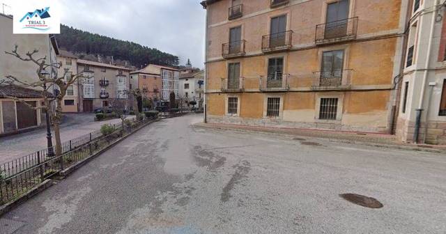 Casa-chalet en Venta en Calle ZALDO en Pradoluengo