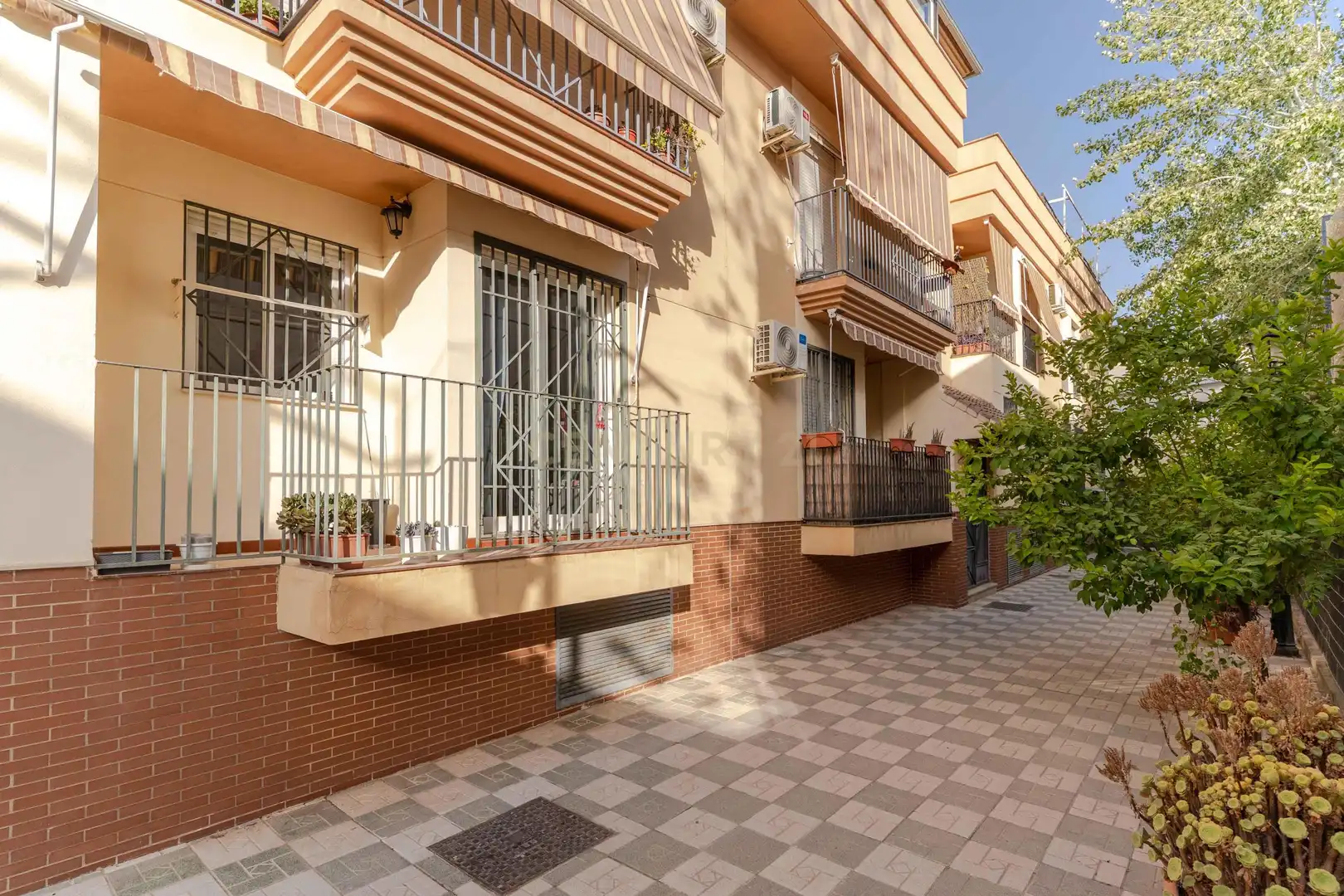 Vista exterior de Piso en venta en Pulianas con Aire acondicionado, Trastero y Lavadora