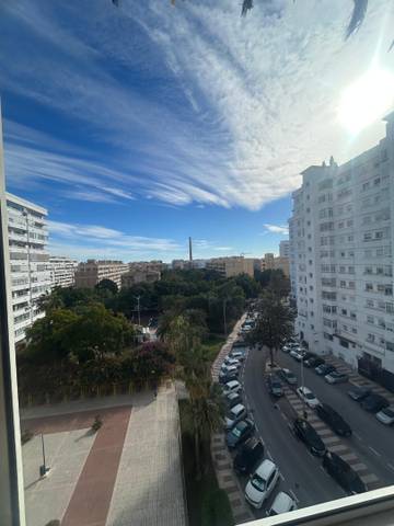 Piso en Venta en Calle Guillermo Carrera Rubio, 13 en Los Guindos - Parque Mediterráneo - Santa Paula