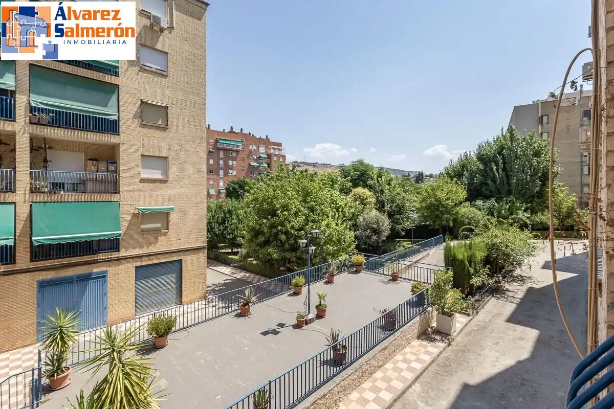 Piso con ascensor en venta en Genil, imagen 34