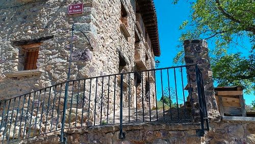 Exterior view of House or chalet for sale in Ajamil de Cameros
