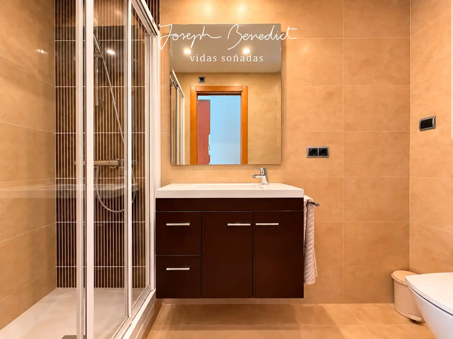 Baño de Casa o chalet en venta en Castelldefels con Aire acondicionado, Calefacción y Jardín privado
