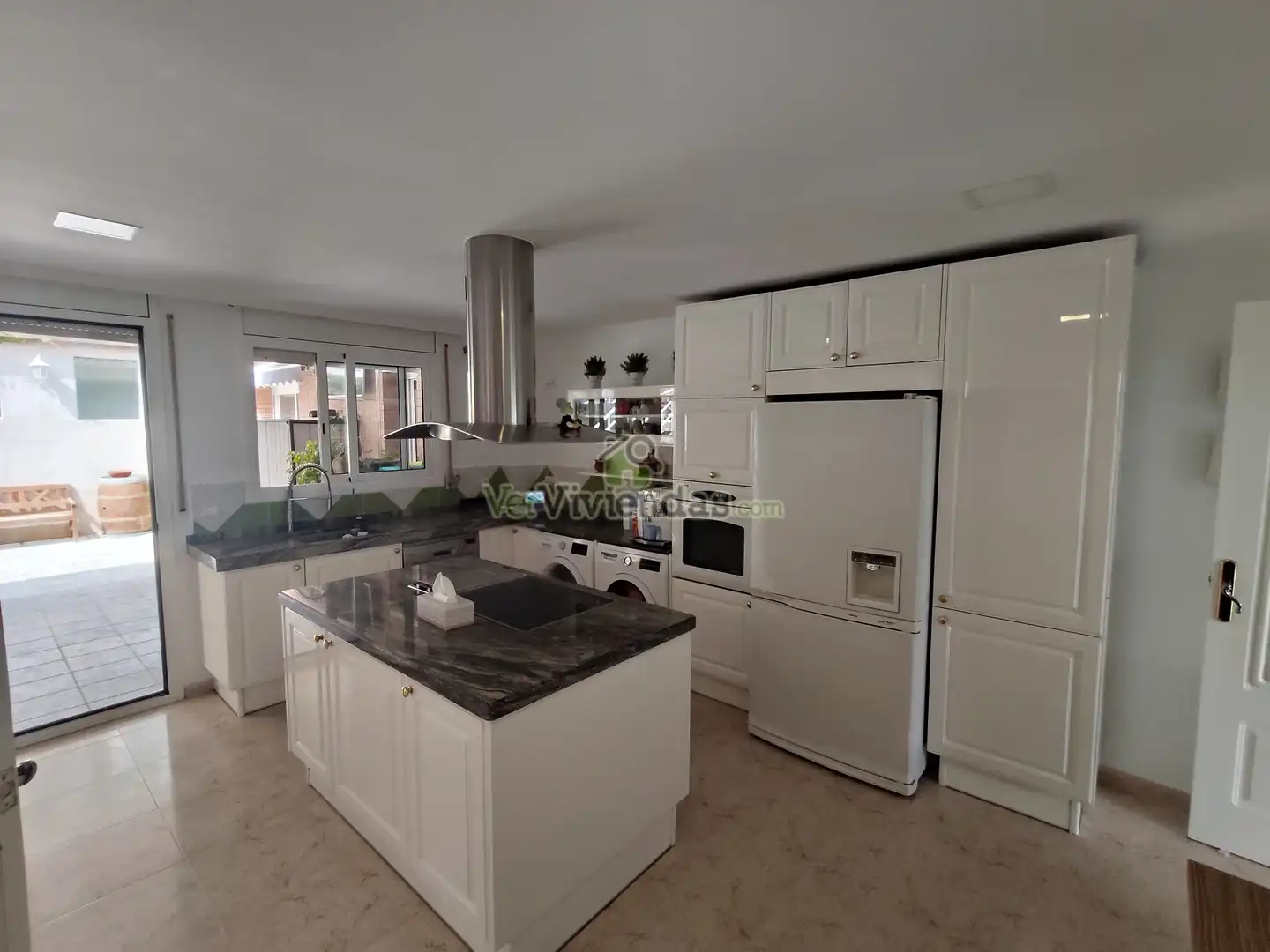 Cocina de Casa o chalet en venta en Begues con Calefacción, Jardín privado y Parquet