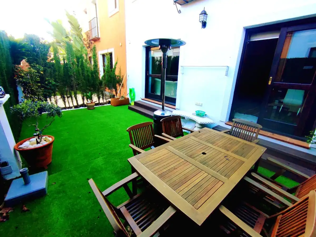 Detached homes for rent in Calle del Rubí, 19, Nueva Atalaya
