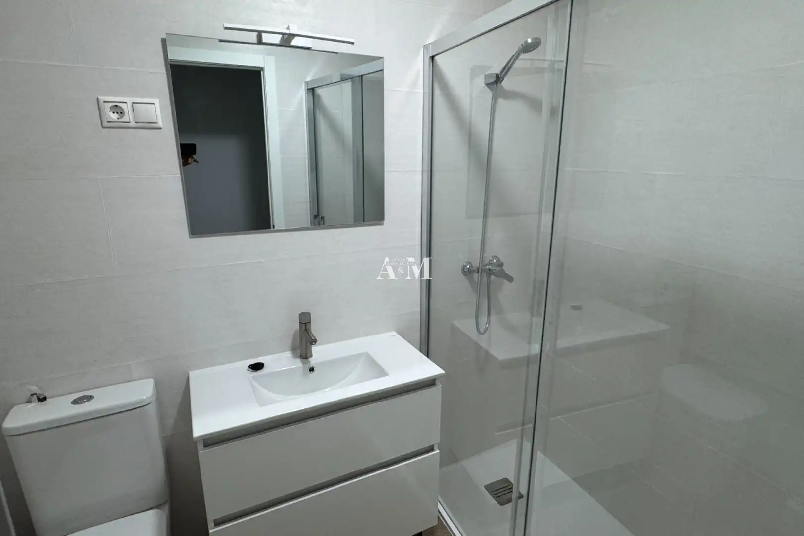 Bathroom of Flat for rent in Orihuela  with Terrace, Furnished and Washing machine