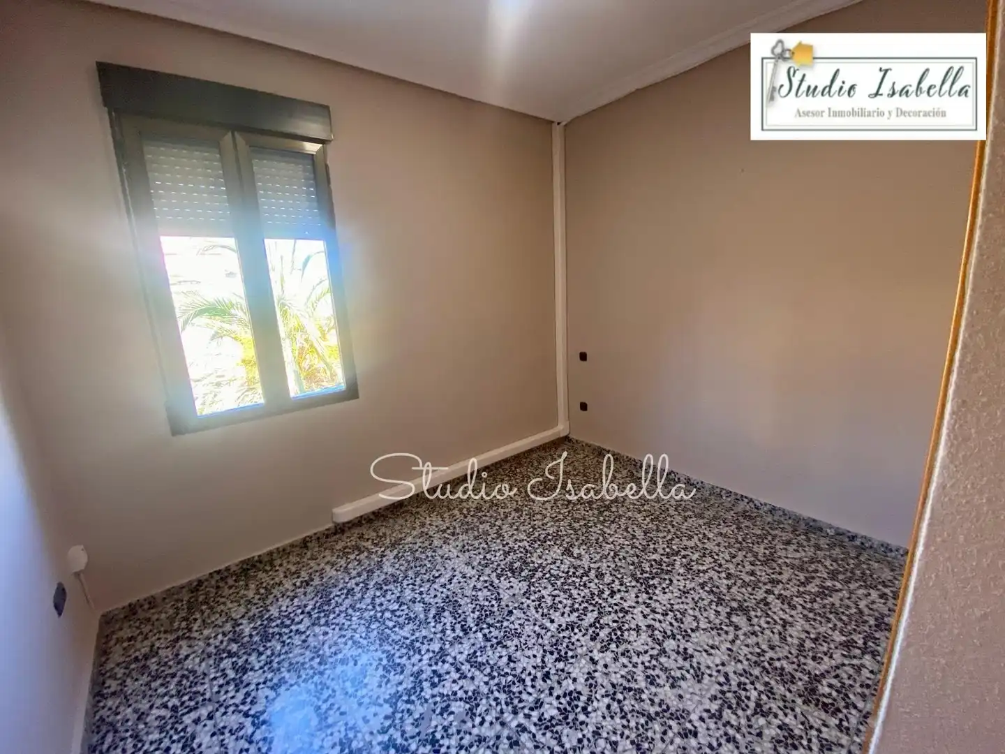 Habitación de Piso de alquiler en Toledo con Aire acondicionado, Calefacción y Amueblado