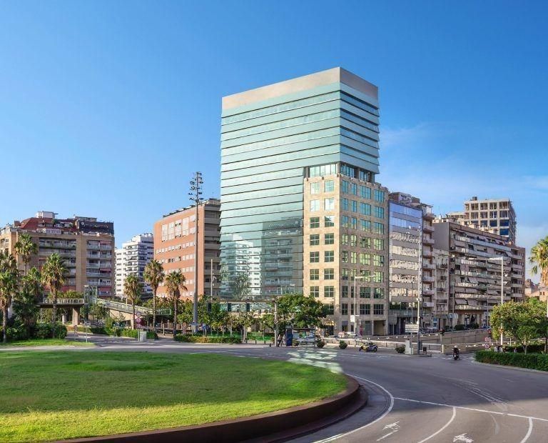 Vista exterior de Pis en venda en  Barcelona Capital amb Balcó