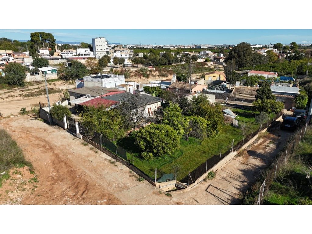 Country house for sale in Torrent