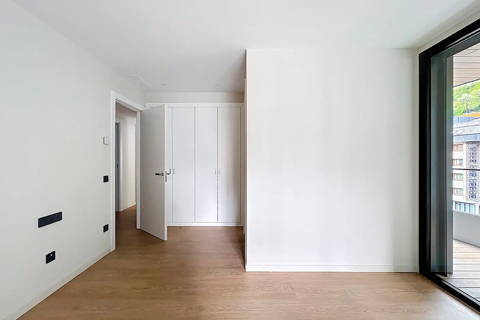 Apartament amb ascensor de lloguer a Avinguda de les Nacions Unides, imagen 13