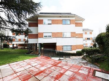 Flat with pool for sale in Collado Mediano