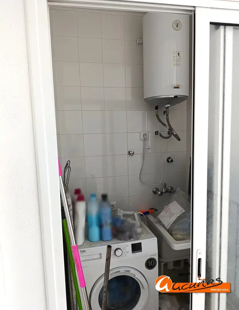 Bathroom of Flat for sale in Palenciana  with Terrace and Furnished
