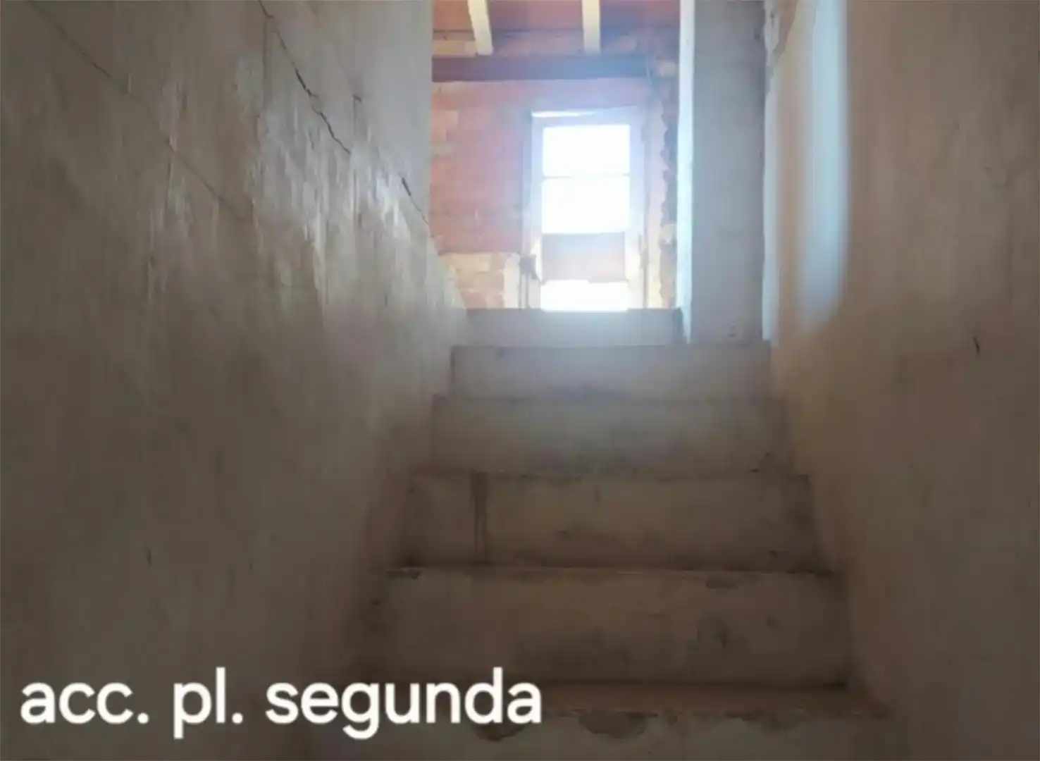 Piso en venta en Anna con Balcón