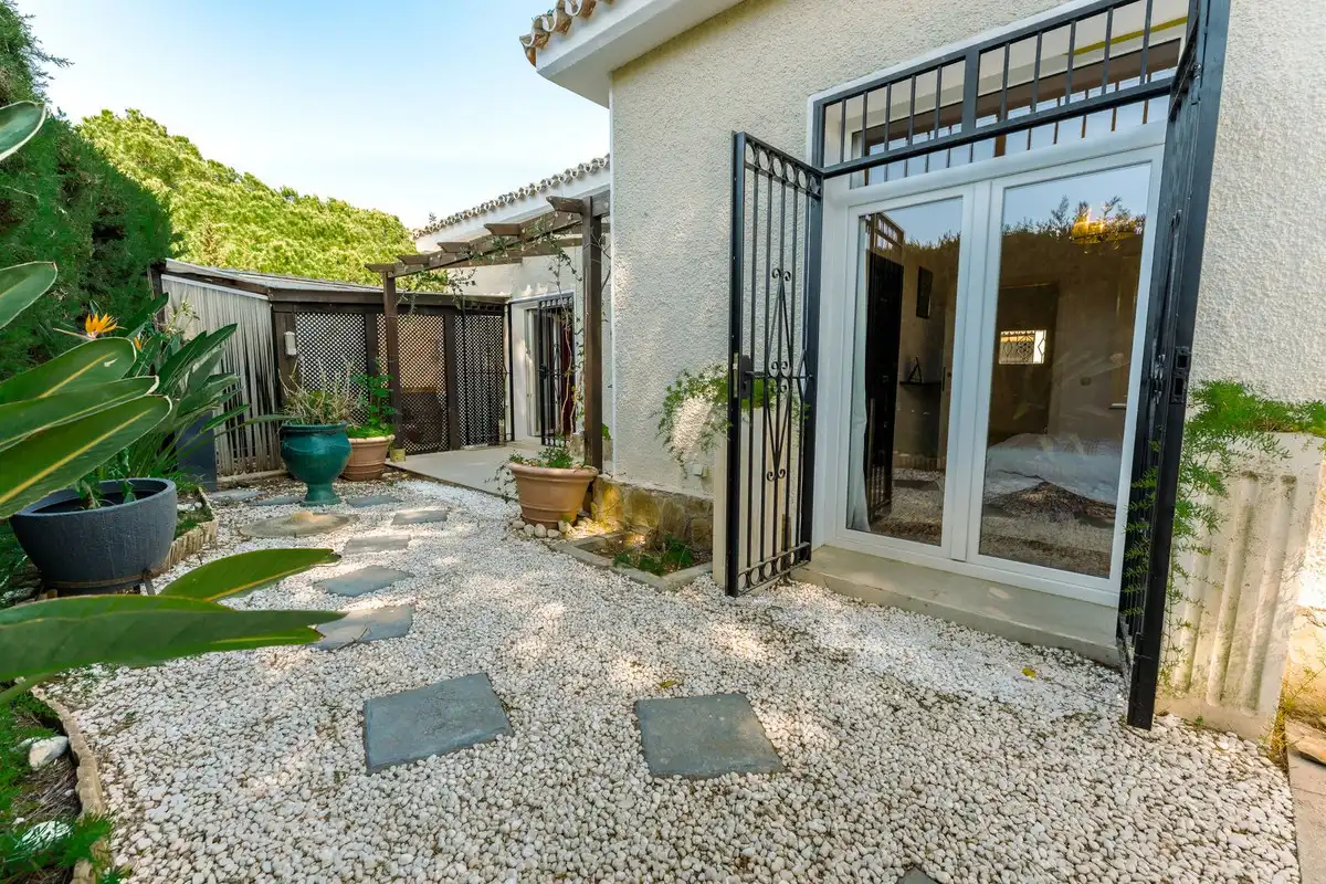Villa mit Pool zum Verkauf in El Paraíso, imagen 48