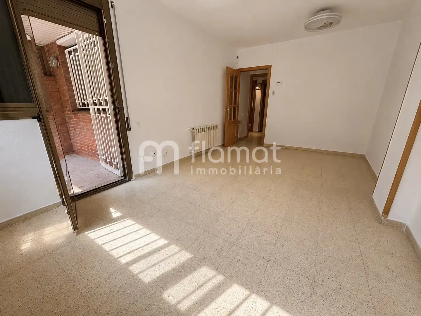 Flat with lift for sale in Carrer de Pau Abad, imagen 2