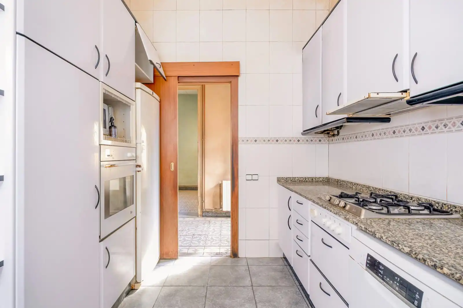 Cocina de Casa o chalet en venta en Sant Feliu de Llobregat con Calefacción, Jardín privado y Terraza