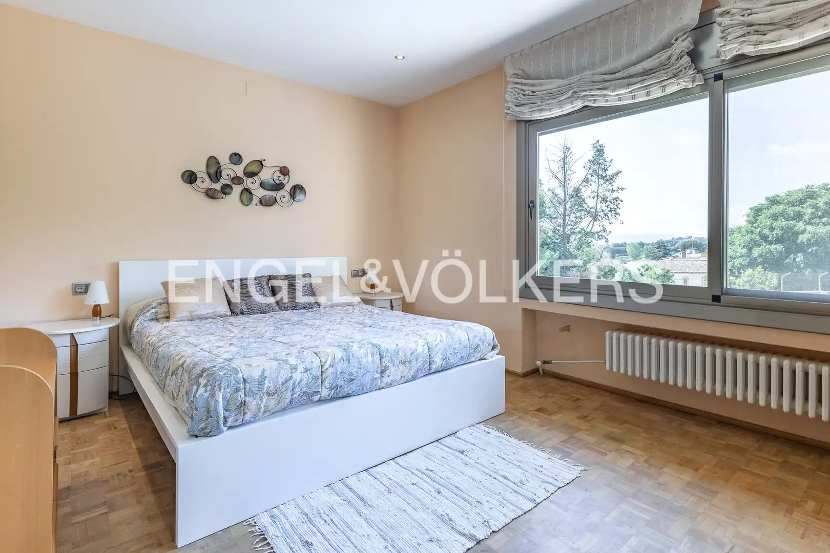 Habitación de Casa o chalet en venta en Canovelles con Aire acondicionado, Calefacción y Jardín privado