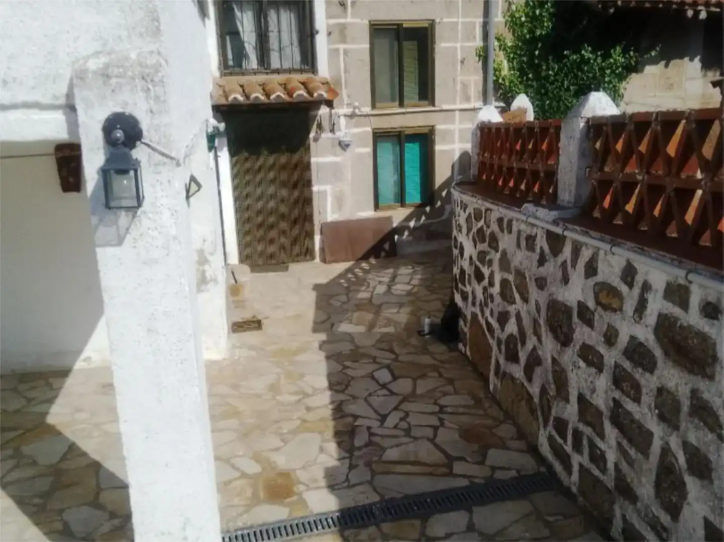 Detached homes for sale in Mengamuñoz  with Parquet flooring, Storage room and Furnished