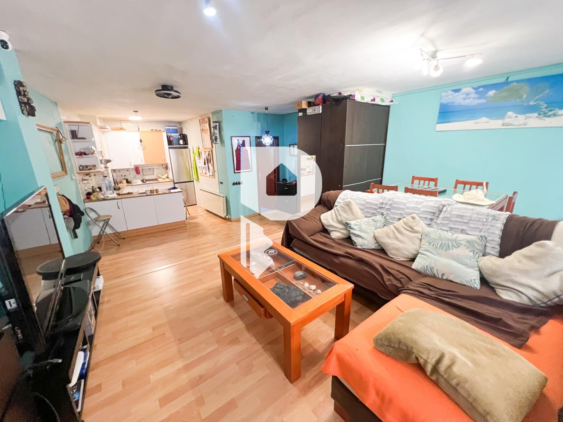 Planta baja for sale in Vallirana  with Air Conditioner, Heating and Parquet flooring
