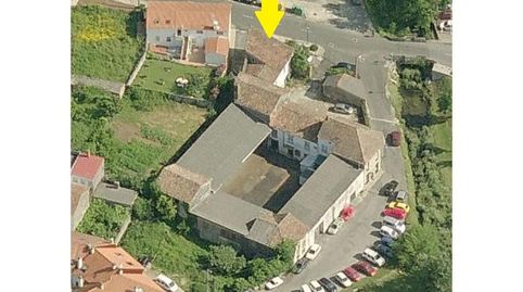 Foto 2 de Casa adosada en venta en Rúa Do Campo de Santa Isabel, Campus Norte - San Caetano, Santiago de Compostela
