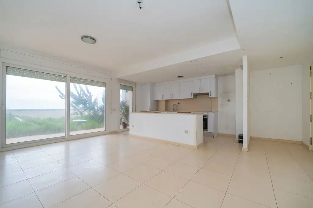 Cocina de Piso en venta en Sant Josep de sa Talaia con Piscina