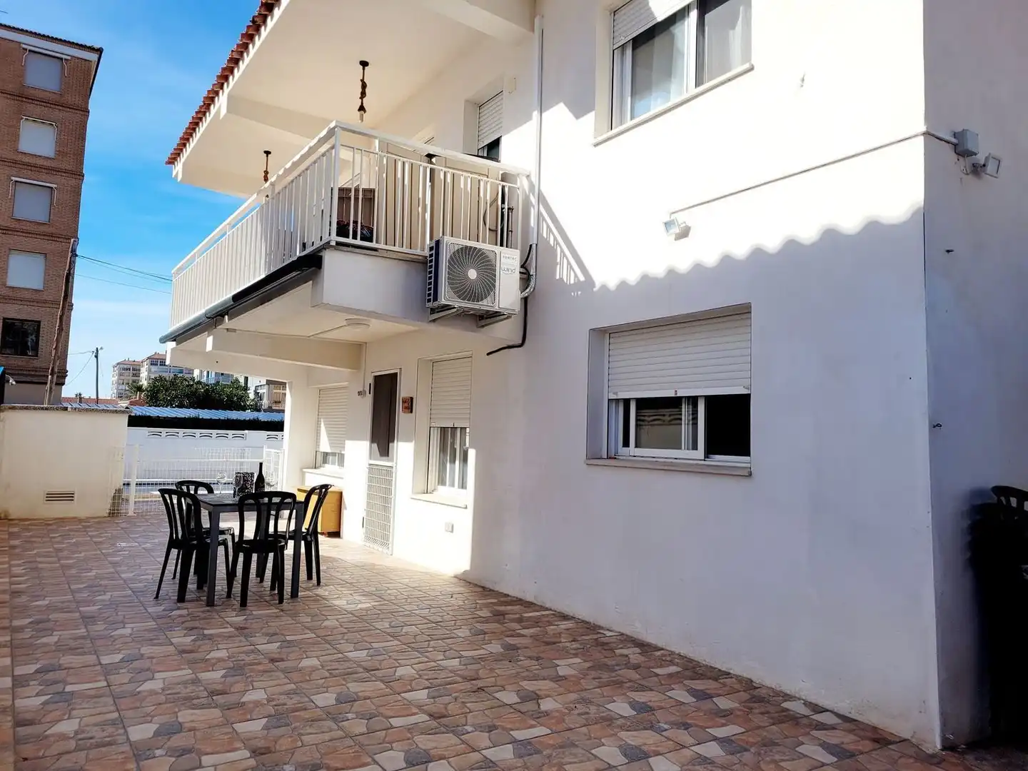 Terrassa de Casa o xalet en venda en Benicasim / Benicàssim amb Aire condicionat, Jardí privat i Terrassa