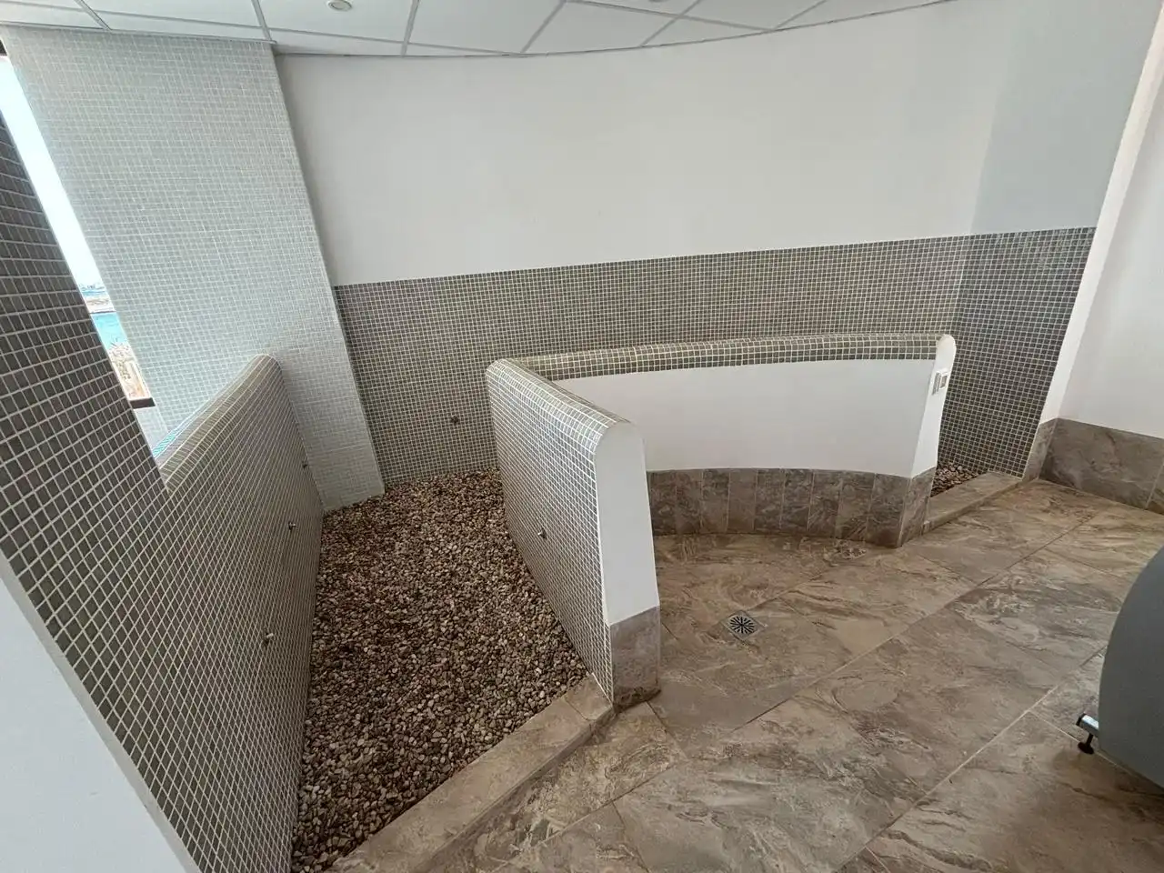 Baño de Apartamento en venta en Cartagena con Calefacción, Jardín privado y Terraza