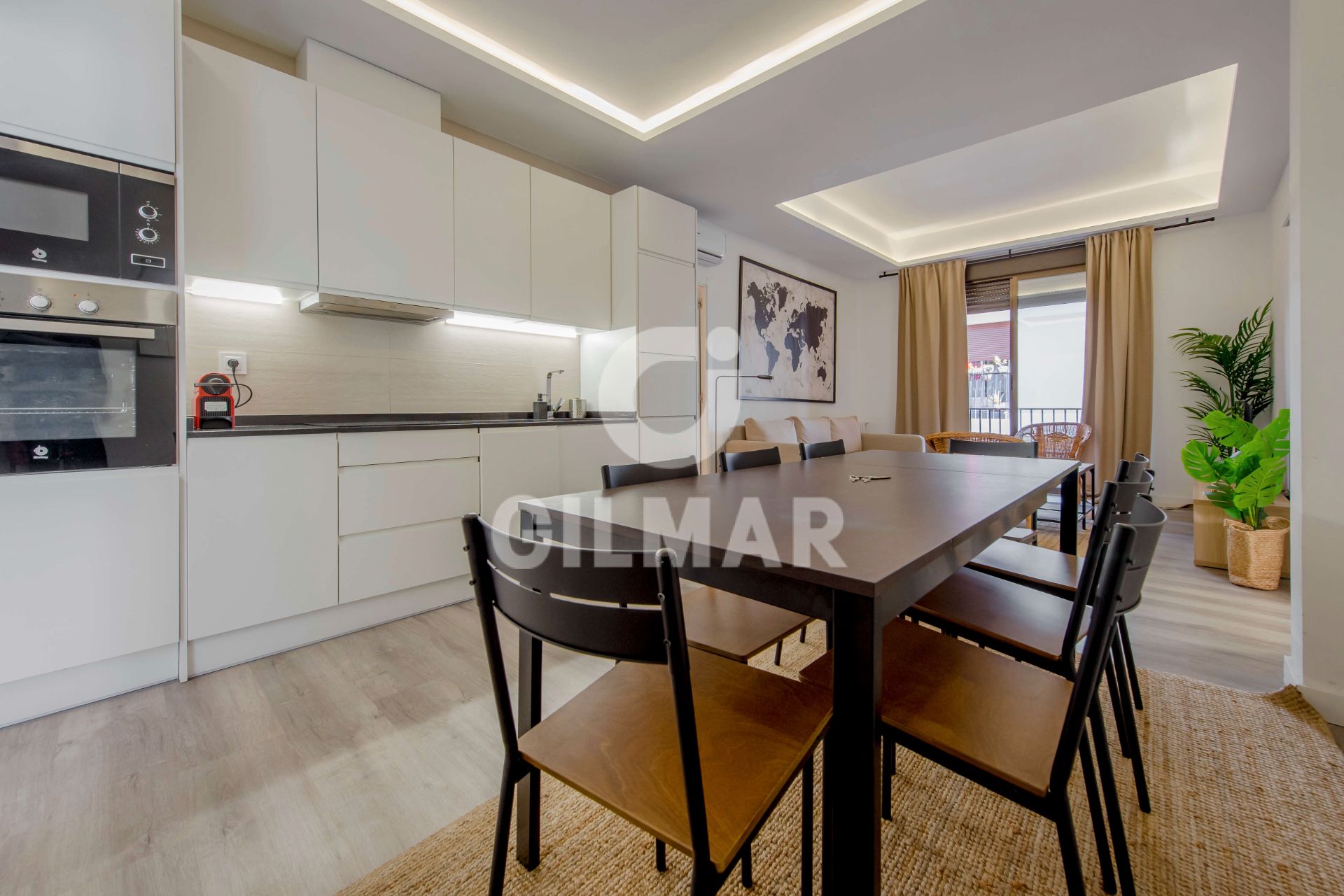 Dining room of Flat for sale in  Madrid Capital  with Air Conditioner, Heating and Terrace