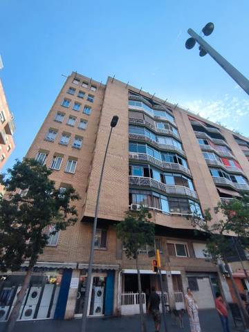 Piso en Venta en Rb Badal en La Bordeta