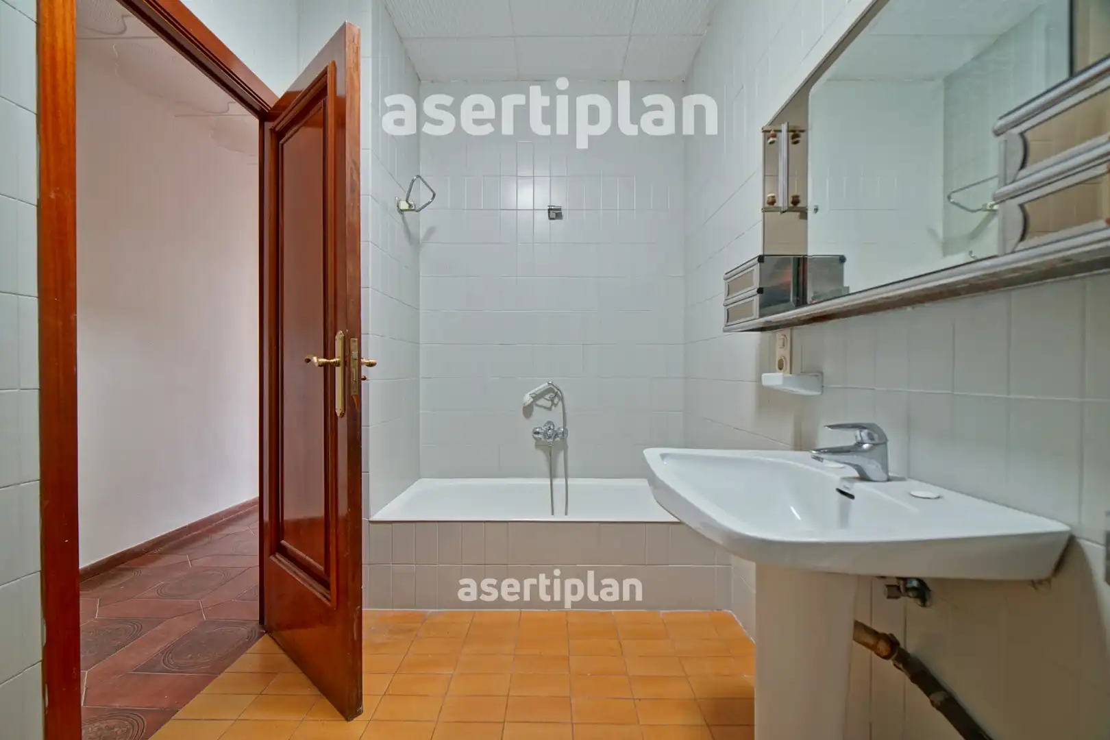 Baño de Casa o chalet de alquiler en Mataró con Jardín privado, Terraza y Trastero