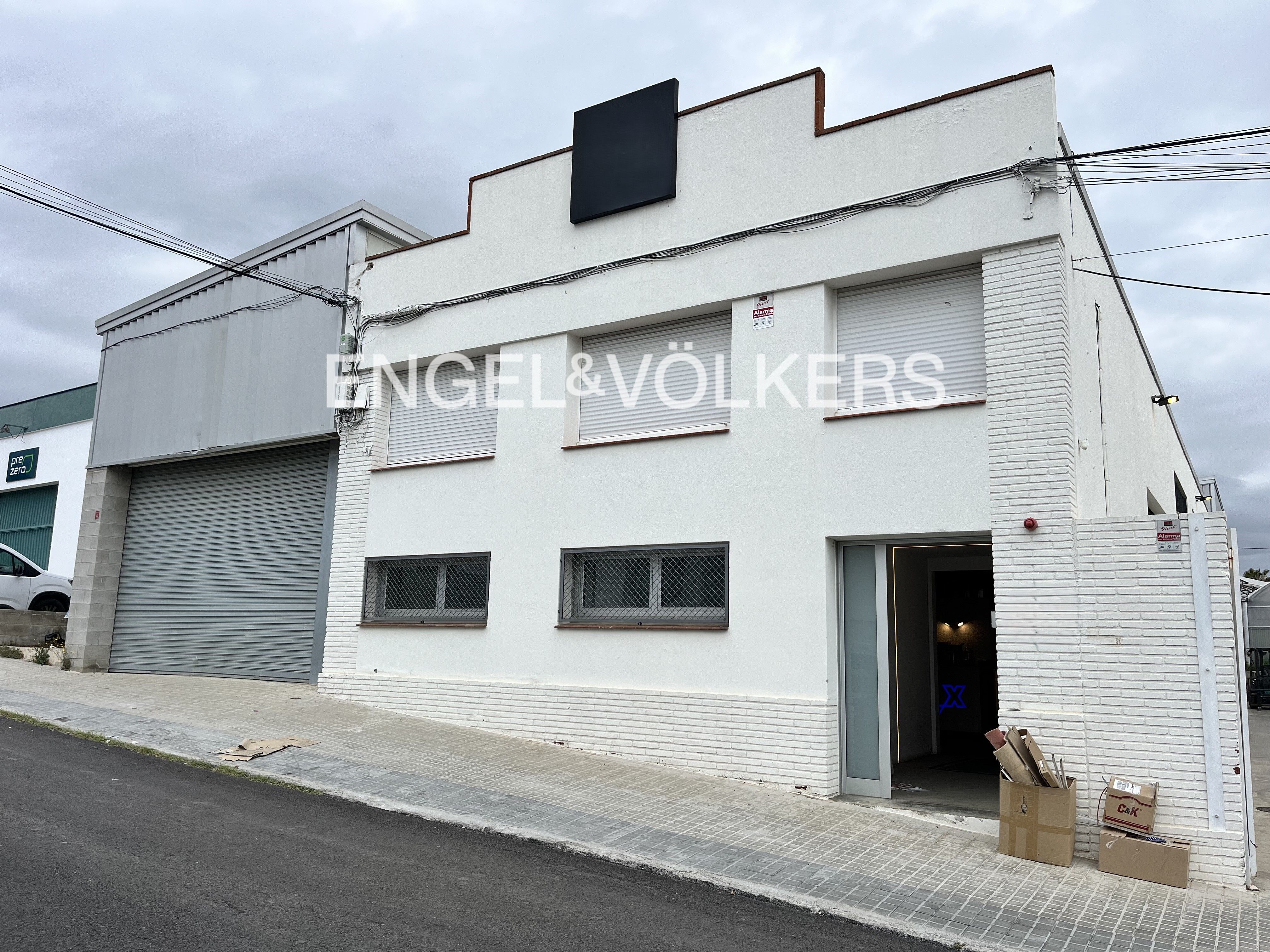 Exterior view of Industrial buildings to rent in Premià de Dalt
