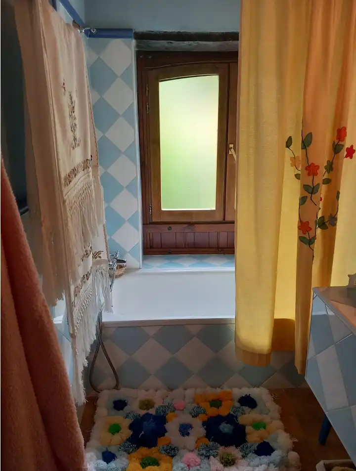 Baño de Finca rústica en venta en Tineo con Jardín privado, Parquet y Terraza