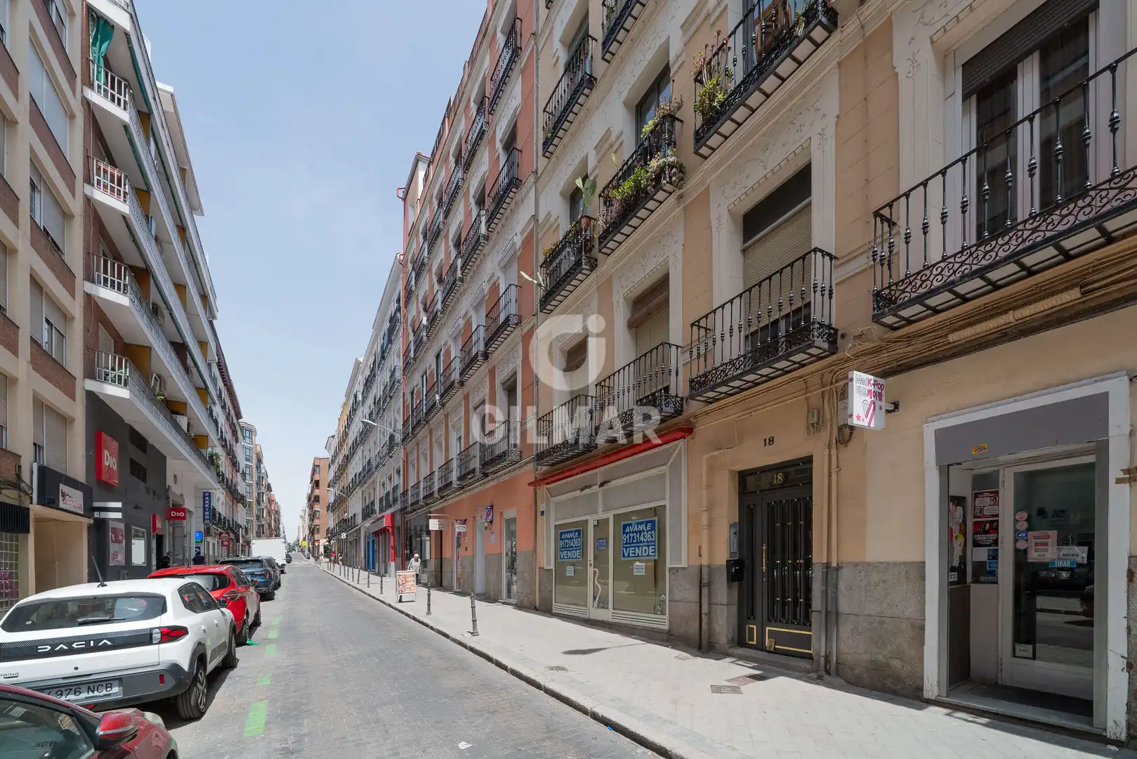 Vista exterior de Piso en venta en Madrid con Calefacción y Trastero